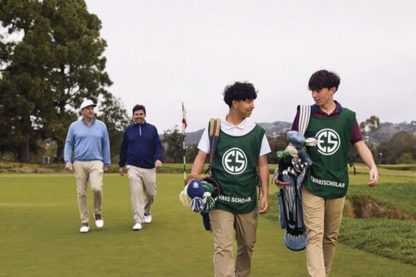 LA students turn work as caddies into life-changing scholarships LA students turn work as caddies into life-changing scholarships