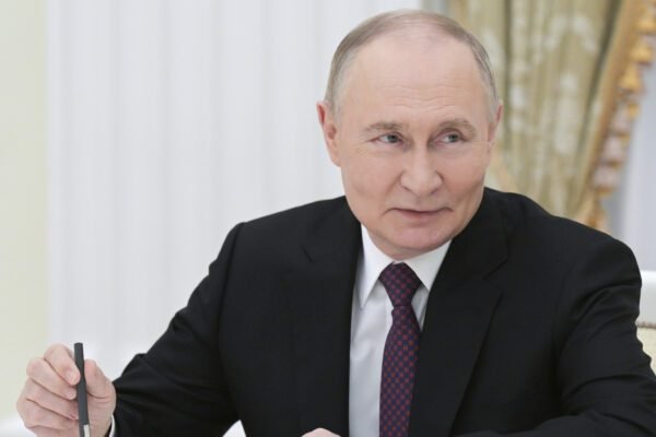 Russia proposes date, venue for peace talks with Ukraine; expects reply | World News Russia proposes date, venue for peace talks with Ukraine; expects reply | World News