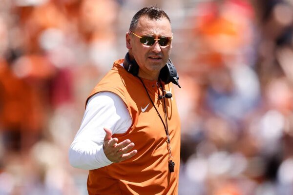Texas’ Steve Sarkisian floats theory on undefeated college football champions Texas' Steve Sarkisian floats theory on undefeated college football champions