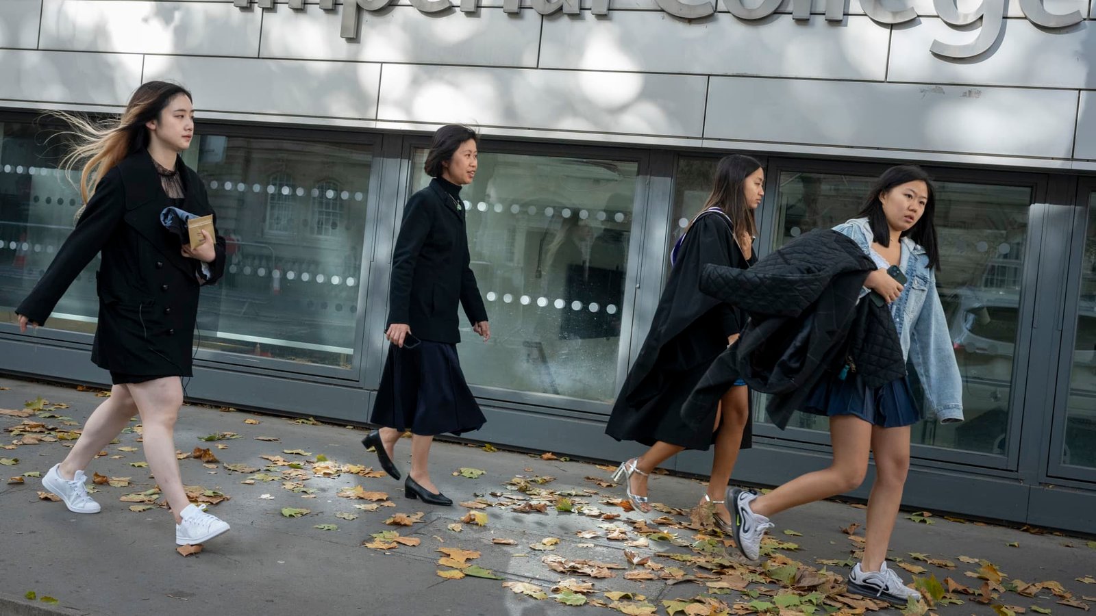 UK universities to attract Chinese students amid U.S. visa crackdown