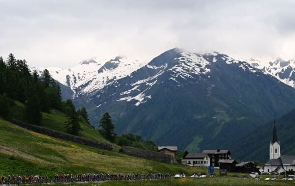 Video shows Swiss village being flattened by glacier collapse – National Video shows Swiss village being flattened by glacier collapse - National