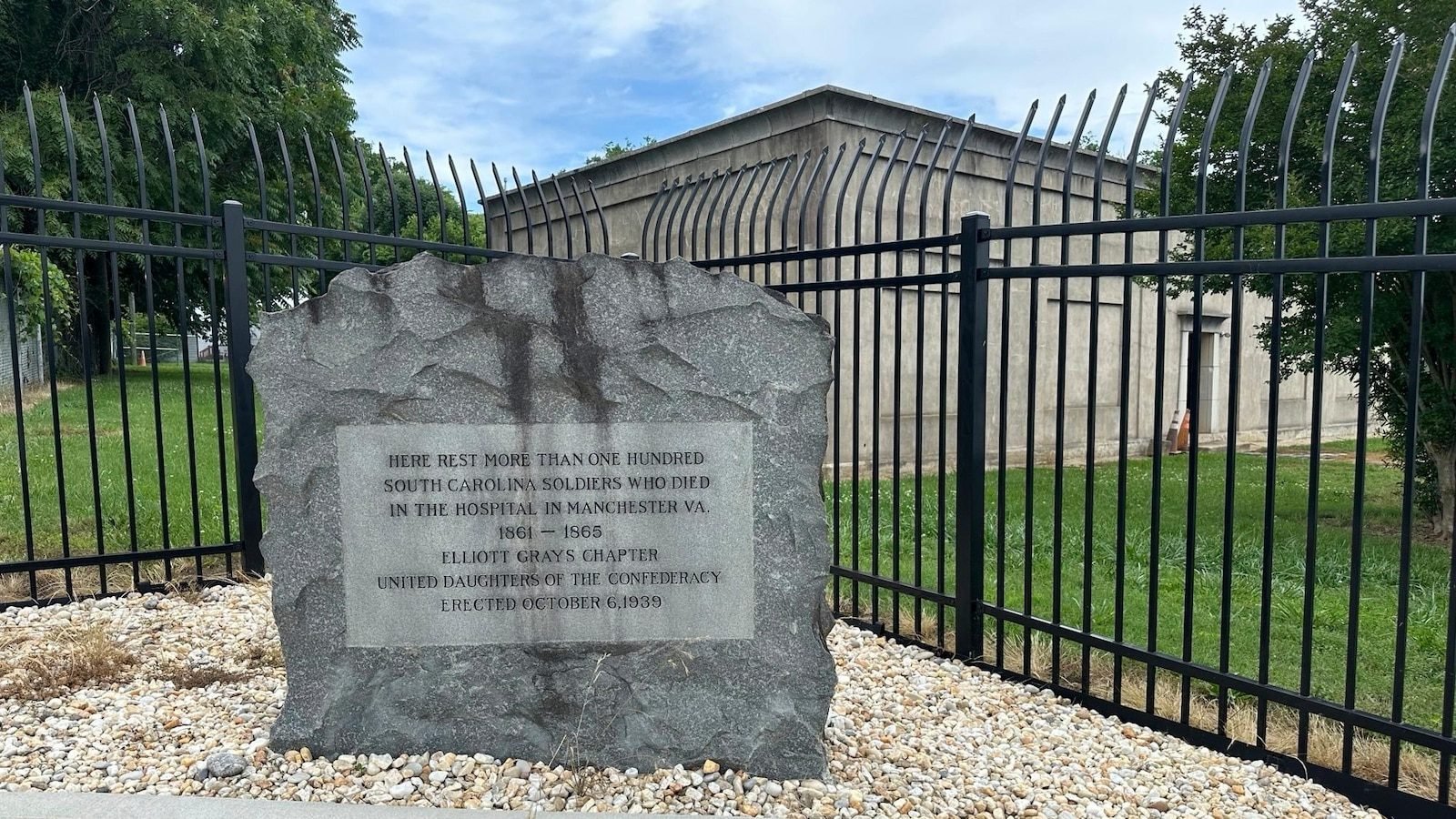 Virginia capital likely has 742 unmarked graves, some of Confederate soldiers, study finds