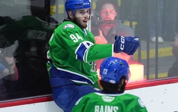 Abbotsford Canucks lose game 5 of the AHL Championship, force game 6 Abbotsford Canucks lose game 5 of the AHL Championship, force game 6