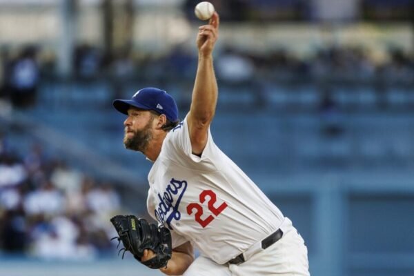 Clayton Kershaw moves closer to 3,000 strikeouts in Dodgers’ win Clayton Kershaw moves closer to 3,000 strikeouts in Dodgers' win
