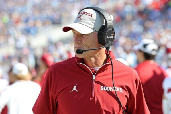 College football wild card teams: USC, Oklahoma among the sport’s biggest mysteries entering 2025 season College football wild card teams: USC, Oklahoma among the sport's biggest mysteries entering 2025 season