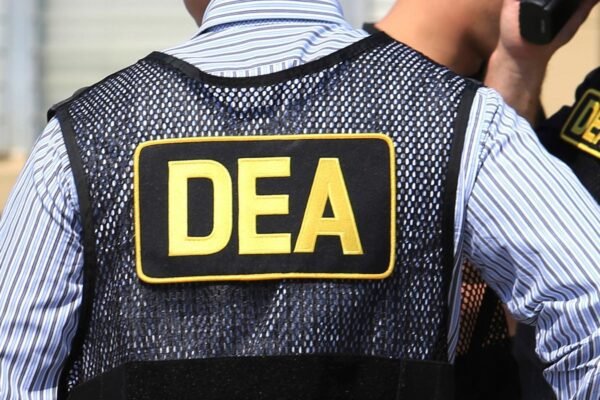 DEA informant charged in alleged scheme to extort high-level cocaine traffickers DEA informant charged in alleged scheme to extort high-level cocaine traffickers