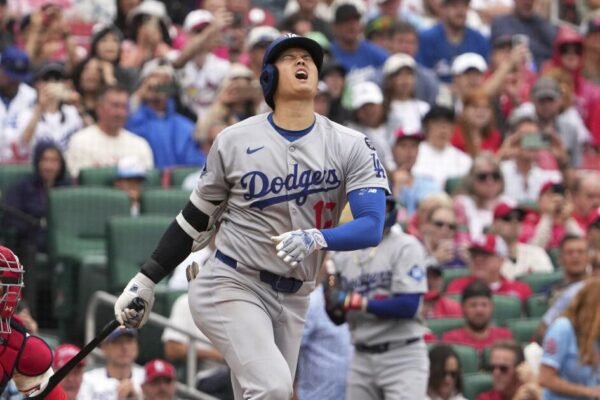 Dodgers strand 12 runners on base in walk-off loss to Cardinals Dodgers strand 12 runners on base in walk-off loss to Cardinals