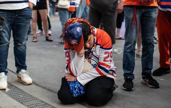 Fans sad but supportive as Oilers lose Stanley Cup for 2nd year in a row: ‘Proud of our boys’ Fans sad but supportive as Oilers lose Stanley Cup for 2nd year in a row: ‘Proud of our boys’