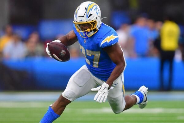 Fantasy Football Today: J.K. Dobbins signs a one-year deal with the Denver Broncos Fantasy Football Today: J.K. Dobbins signs a one-year deal with the Denver Broncos