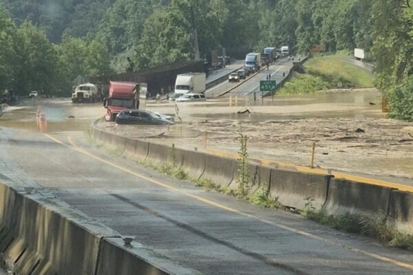 Flooding and rock slides close heavily damaged I-40 section in Smoky Mountains Flooding and rock slides close heavily damaged I-40 section in Smoky Mountains