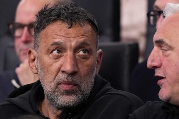 Former NBA great Vlade Divac breaks hip in motorcycle accident Former NBA great Vlade Divac breaks hip in motorcycle accident
