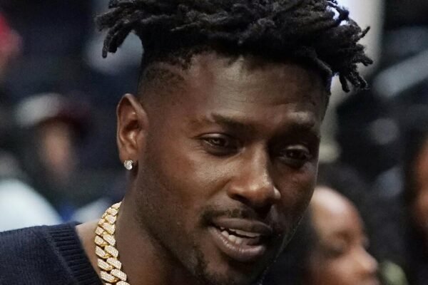Former NFL star Antonio Brown is wanted for attempted murder Former NFL star Antonio Brown is wanted for attempted murder