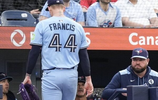 Francis makes early exit in Jays’ loss Francis makes early exit in Jays’ loss