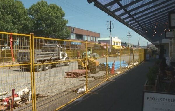 Fraser Highway revitalization creating headaches for Langley businesses – BC Fraser Highway revitalization creating headaches for Langley businesses - BC