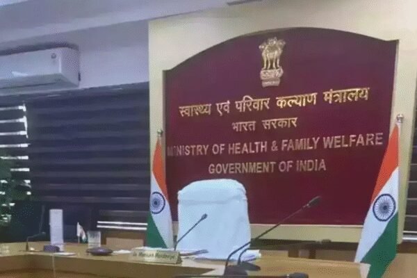 India Reports 864 New COVID-19 Cases as Active Tally Exceeds 4,000, ET HealthWorld India Reports 864 New COVID-19 Cases as Active Tally Exceeds 4,000, ET HealthWorld