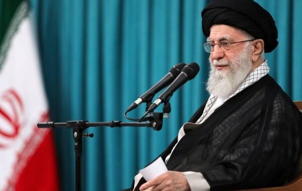 Iran’s leader rejects call to surrender, warns against U.S. involvement – National Iran’s leader rejects call to surrender, warns against U.S. involvement - National