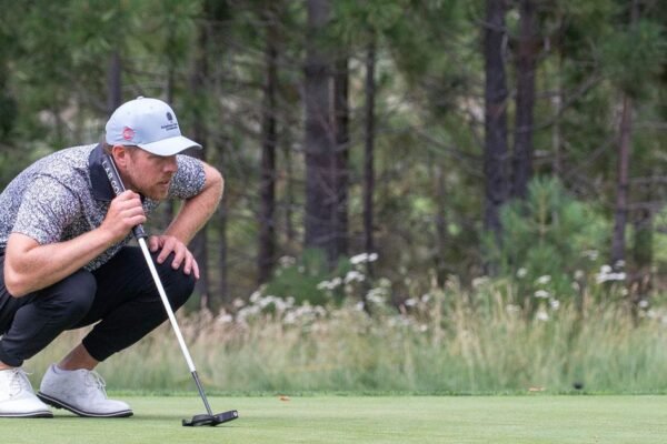 Joe Pavelski is quite talented on and off the golf course Joe Pavelski is quite talented on and off the golf course