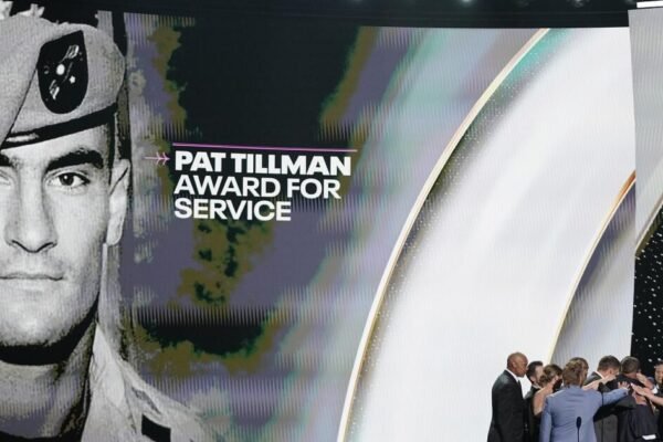 L.A. County firefighters to receive Pat Tillman Award at ESPYs L.A. County firefighters to receive Pat Tillman Award at ESPYs
