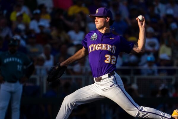 MCWS: Kade Anderson delivers a masterpiece as LSU blanks Coastal Carolina to take Game 1 MCWS: Kade Anderson delivers a masterpiece as LSU blanks Coastal Carolina to take Game 1