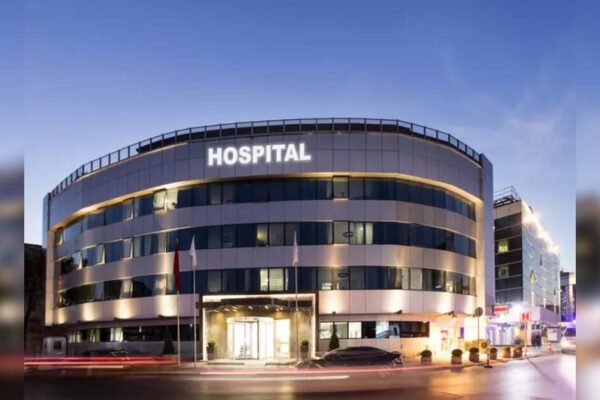 Manipal and Fortis Seek Rs 5,000 Crore Financing for Sahyadri Hospitals Bid, ET HealthWorld Manipal and Fortis Seek Rs 5,000 Crore Financing for Sahyadri Hospitals Bid, ET HealthWorld