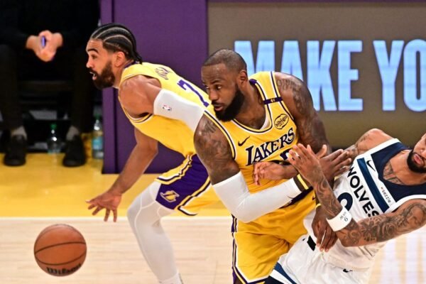 NBA Free Agency Rumors: Timberwolves will officially lose key player + latest on Lakers, Warriors NBA Free Agency Rumors: Timberwolves will officially lose key player + latest on Lakers, Warriors
