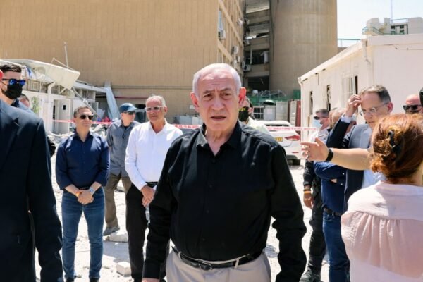 Netanyahu visits hospital damaged in Iranian strike Netanyahu visits hospital damaged in Iranian strike
