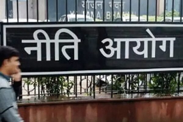 Niti Aayog may prescribe major revamp of AIIMS Delhi, Health News, ET HealthWorld Niti Aayog may prescribe major revamp of AIIMS Delhi, Health News, ET HealthWorld