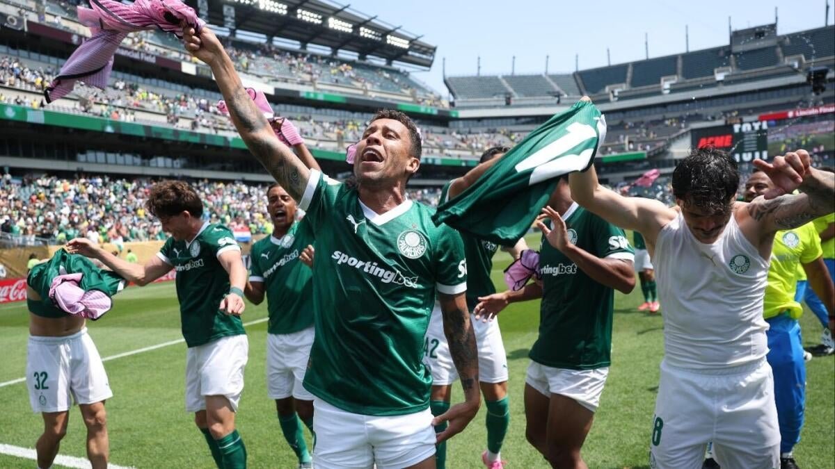 Palmeiras win battle of Brazilian clubs at Club World Cup, set up statement match with Europeans next