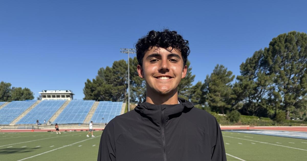 Prep talk: Quarterback Gavin Gray of Agoura is back from injury