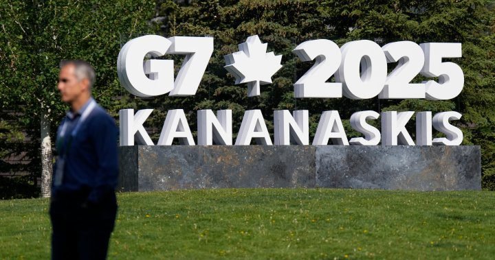 Protesters, airplane watchers gather in Alberta as leaders head to G7