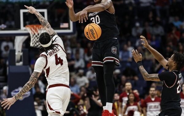 Raptors select Murray-Boyles ninth overall Raptors select Murray-Boyles ninth overall