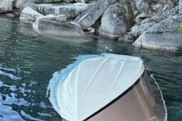 Search continues for 2 still missing after 6 killed when boat capsized on Lake Tahoe Search continues for 2 still missing after 6 killed when boat capsized on Lake Tahoe
