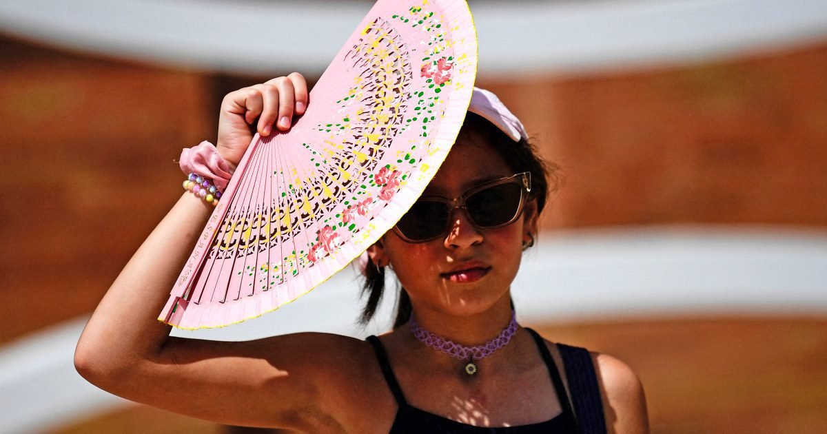Severe heat wave hits southern Europe and raises wildfire risks