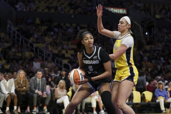 Sparks fall to Chicago Sky on the day L.A. honored Candace Parker Sparks fall to Chicago Sky on the day L.A. honored Candace Parker