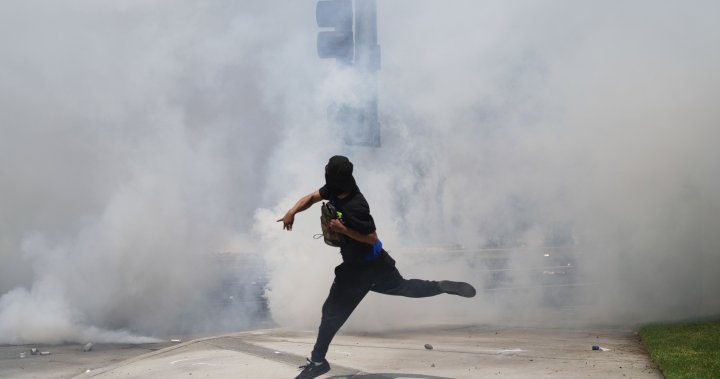 U.S. immigration authorities extend activity in Los Angeles area amid street protests - National