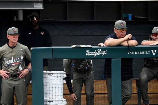 Vanderbilt makes the wrong kind of history in the Men’s College World Series Regionals Vanderbilt makes the wrong kind of history in the Men’s College World Series Regionals