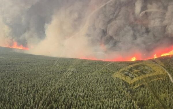Wildfires can have dramatic effect on water quality, UBC research finds Wildfires can have dramatic effect on water quality, UBC research finds