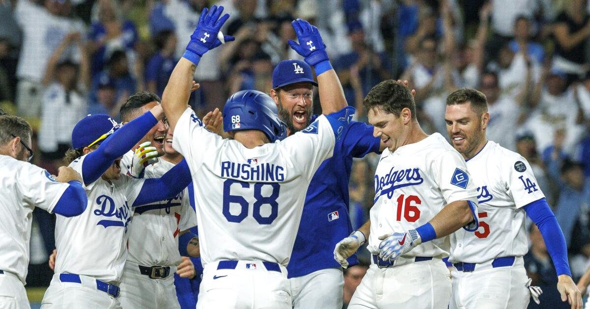 Will Smith's walk-off home run rescues Dodgers in win over Padres