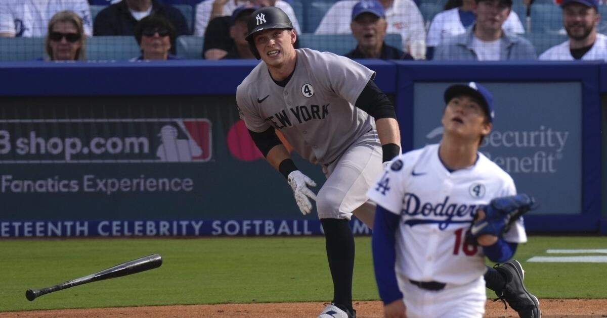 Yoshinobu Yamamoto runs into problems in Dodgers' loss to Yankees
