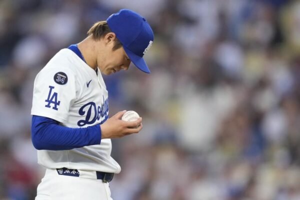 Yoshinobu Yamamoto struggles as Dodgers fall into tie with Giants Yoshinobu Yamamoto struggles as Dodgers fall into tie with Giants